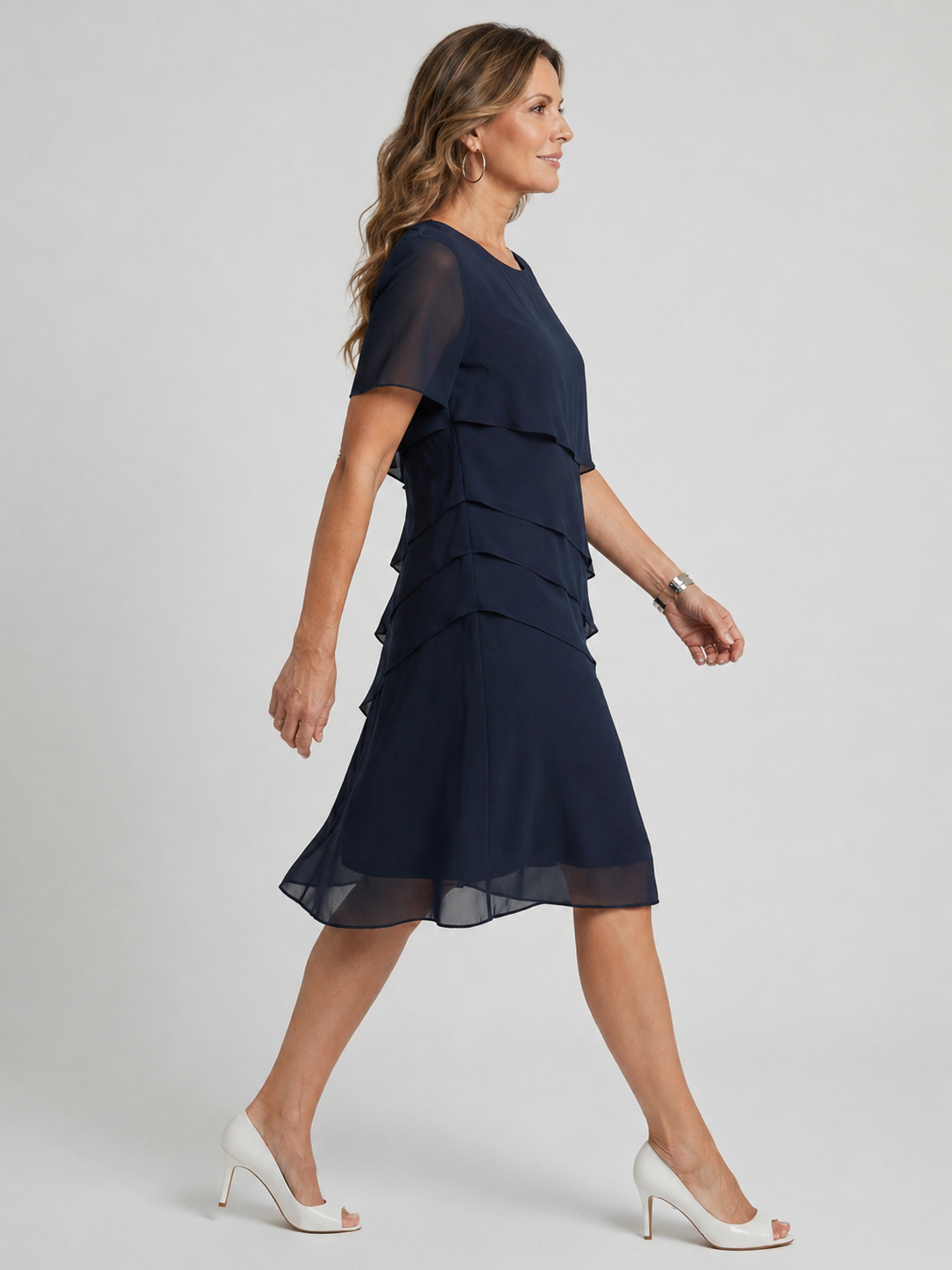 Luisa | Figurbetontes Midikleid