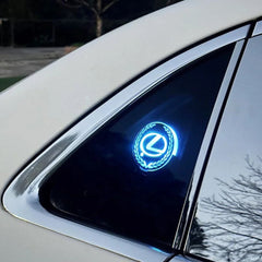 Wiederaufladbares LED-Autologo – Neonlichteffekt