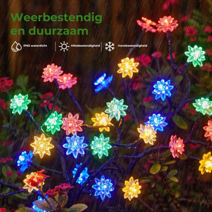 Solarbetriebene Kirschblüten-Gartenlampe