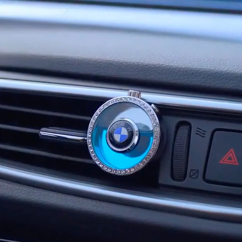 Personalized refillable fragrance diffuser