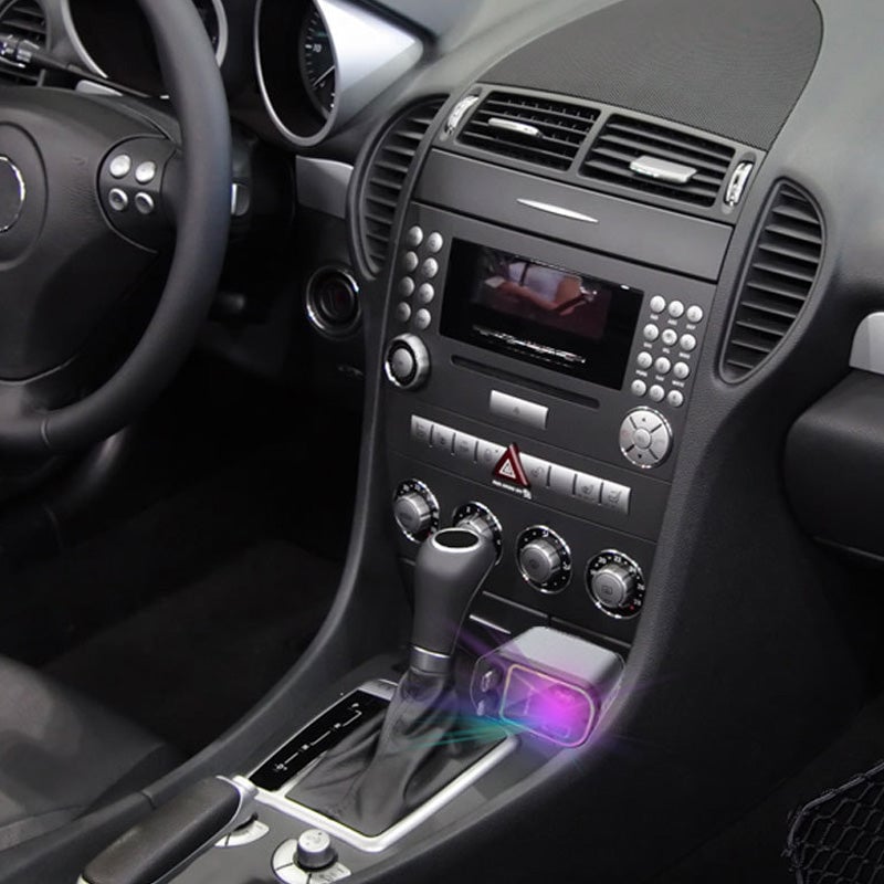 Autolader met ausziehbarem-kabel