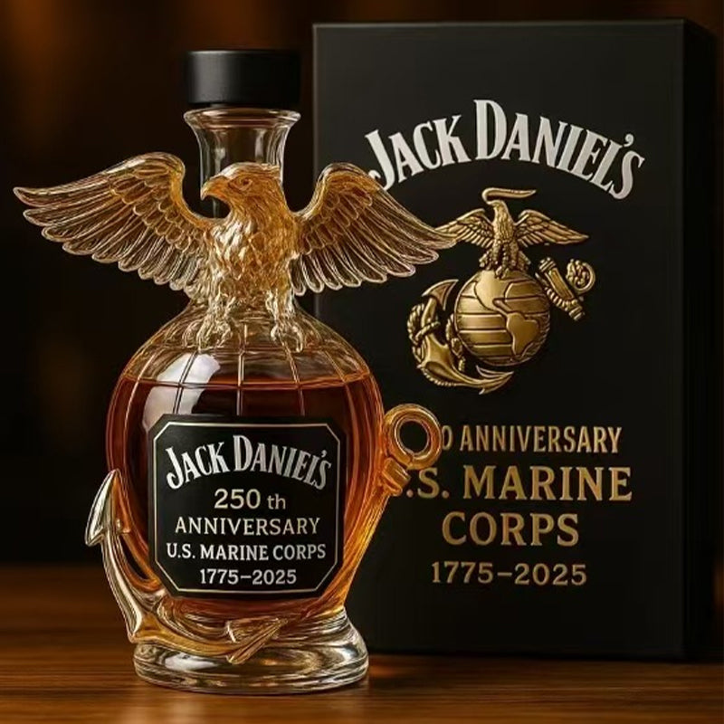 Künstlerische Whiskyflaschen